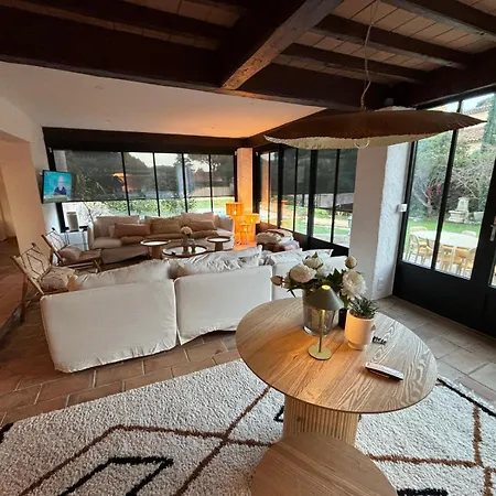 فيلة Maxime سانت ماكسيم